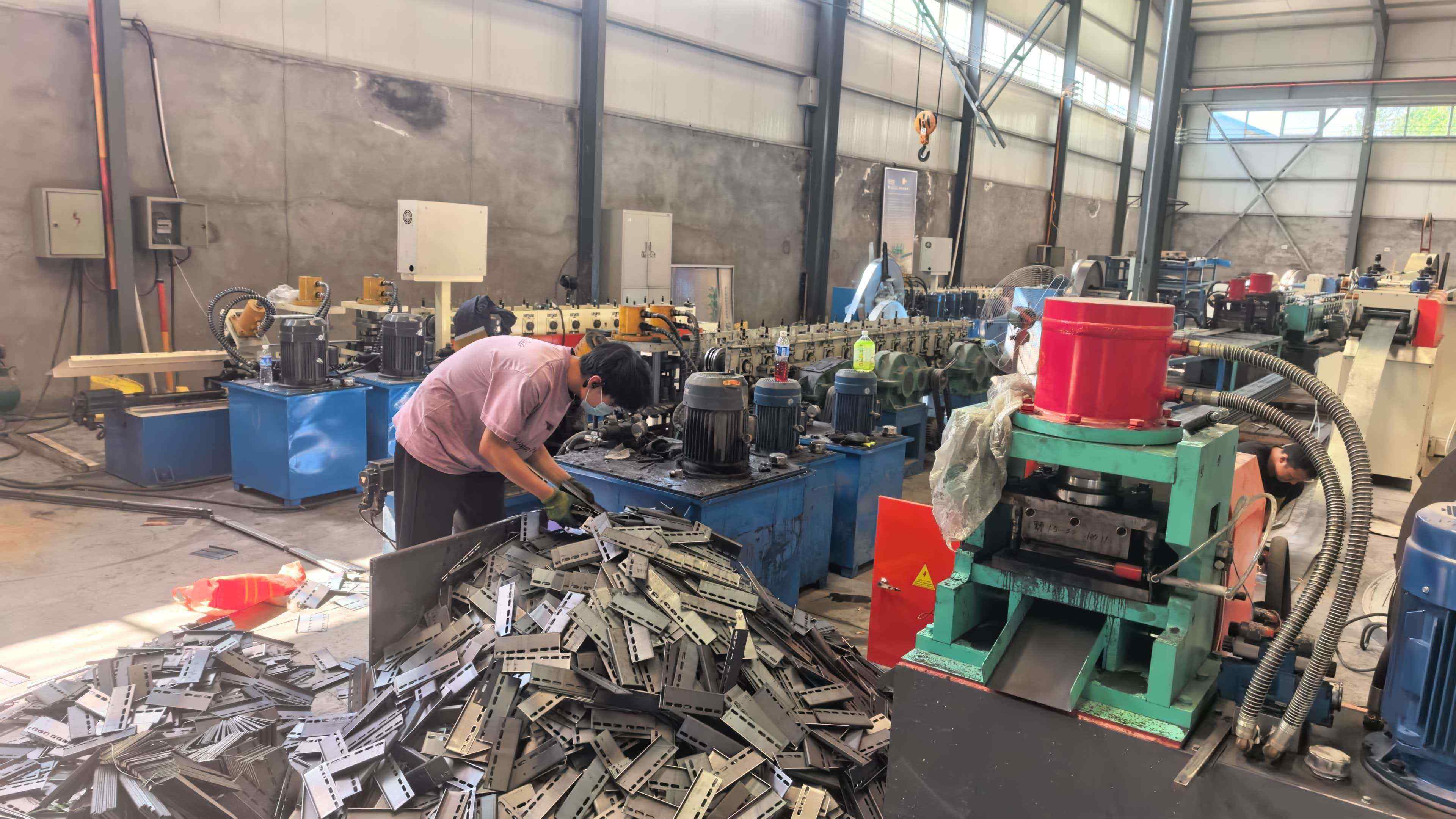 威海市室外桥架锌铝镁桥架 - 排名